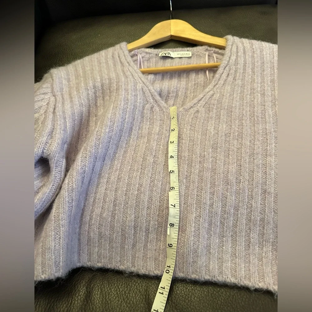 ZARA Cropped Sweater – Size Small 💜 - Picture 10 of 10